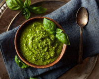 Philippe Etchebest nous dévoile sa recette de la sauce pesto