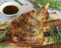 Gigot d'agneau : temps de cuisson, température, viande fondante... Notre guide complet pour Pâques 2026