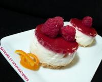 Un dessert, beau en couleurs et d'une douceur, d'un moelleux à mettre toutes les papilles en émoi : un cheesecake où s'allient les saveurs des fromages…
