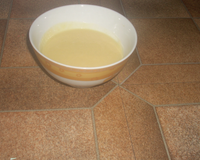 C'est un potage de chou fleur crémeux fait à moitié avec de l'eau et du lait