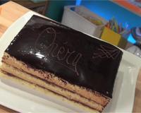 La « paternité » de ce gâteau est disputée, aussi je me garderai bien de trancher ... Ce dessert est assez facile, mais pour qu"il soit…