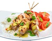 Plat complet à servir avec du riz.