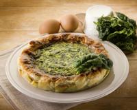 Une recette traditionnelle aux épinards au Chavroux sur une pâte croustillante.