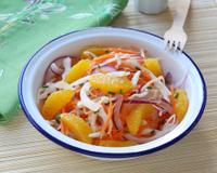 Le coleslaw est l’une des salades américaines les plus connues. Elle est très souvent servie avec les burgers. Nous en avons fait une version sans…