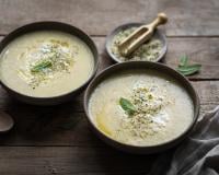 La soupe qu’il vous faut : ce velouté au céleri rave, poireau et cumin va vous aider à affronter le froid !