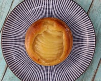 “Une petite recette bijou” : Norbert Tarayre montre comment faire une tarte aux poires irrésistible !