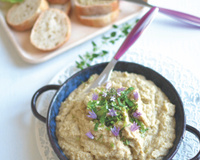 Tartinade à l’aubergine rôtie et aux lentilles corail