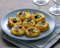 Mini-tartelettes fines aux oignons et anchois façon pissaladière