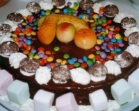 Ce gâteau au yaourt est très facile à faire. Vous allez bien l'aimer !