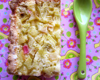 Tarte à la rhubarbe à la pâte sucrée croustillante