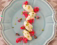 Kulfi et sponge cake à la rose