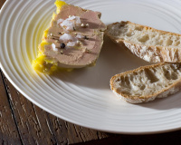 "C’est vraiment ma technique de base" : un lauréat du Meilleur foie gras nous partage ses conseils pour bien l'assaisonner !