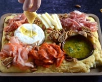 Planche focaccia au camembert