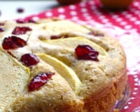 Moelleux à l'épeautre, aux pommes et cranberries