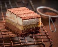 La recette de ce brownie tiramisu complètement décadent va devenir votre dessert préféré cet automne