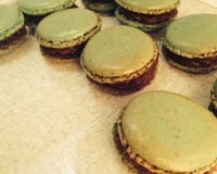 Macarons bleus au chocolat
