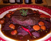 Magret mariné au cacao, vin de Banyuls et piment