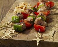 De délicieuses brochettes de boeufs et poivrons pour un barbecue gourmand !