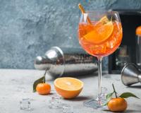 Cet hiver, vous allez à tout prix vouloir goûter le spritz chaud !