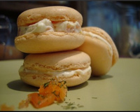 Macarons au saumon fumé et ricotta