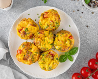 Avec un simple moule à muffins, préparez ces invisibles courgettes chèvre-chorizo