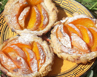 Tartelettes feuilletées aux abricots