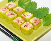 Maki sushis fraise pamplemousse