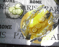 Truite en papillote au lait de coco, citron et curry