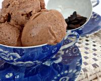 Une délicieuse glace maison.