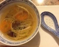 Une autre manière de voir la soupe.