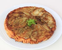 Tatin de fenouil, crème fouettée au basilic