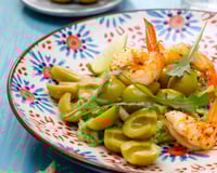 Tartare d'olives vertes, crevettes et avocat