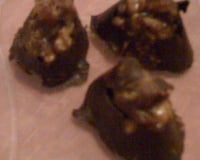 Chocolats noirs aux noix caramélisées et au Nutella