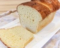 Régalez-vous sans frustration avec cette délicieuse Brioche au levain « maison » sans gluten, sans lactose, sans sucre. 