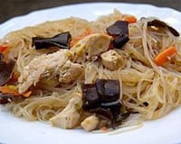 Vermicelle de soja sauté au poulet
