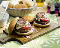 Burger bacon et avocat