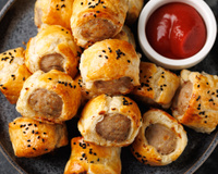 Rappel de produit : attention, ces mini saucisses en feuilletés contiennent un corps étranger !