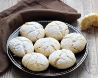 “Ils sont inratables et super bons !” : vous aimez le citron ?  Notre recette de biscuits craquelés a conquis la communauté de 750 g avec une note de 4.8/5 !