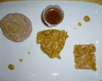 L'été sera chaud ... sauté de dinde au curry et aux agrumes , rissotto crémeux à la crème de coco et aux piment d'espelette, fraîcheur exotique de litchi mangue ananas et kaki sauce miel ananas