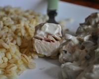 Une délicieuse recette de saumon avec des champignons.