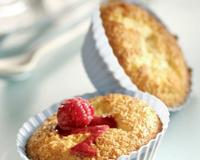 Petits muffins coco framboises.