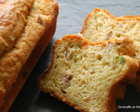 Cake au thon aux herbes aromatiques