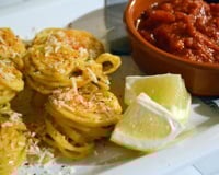 Spaghettis frits sauce all'arrabiata