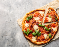 Pour décupler l'arôme du basilic, voici le geste secret du champion du monde de pizza Peppe Cutraro