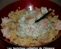 Saumon et carottes, crème de brocoli vanillée sur lit de pâtes