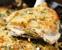 Ce gratin aux 3 fromages très réconfortant va vous faire aimer le panais