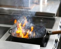 Cet ancien candidat de Top Chef lance une “hotline” pour sauver vos plats ratés