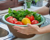 Comment (vraiment) débarrasser vos légumes des résidus de pesticides ? L'astuce qui change tout !