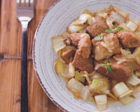 Sauté de porc et Endives à la bière ambrée