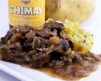 Cette recette a un goût subtil et délicieux, légèrement aigre doux. La viande de boeuf n'est plus cuite sur les charbons, mais est préparée comme un ragoût.